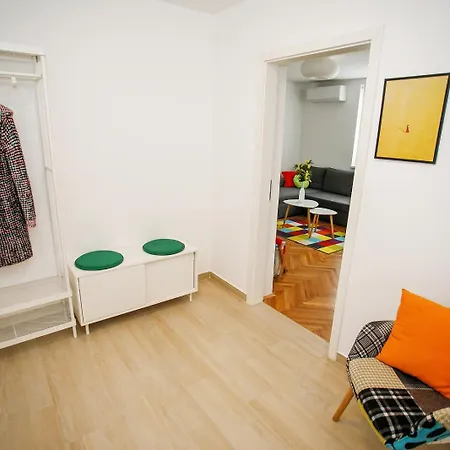 Suzy's Place Apartment *